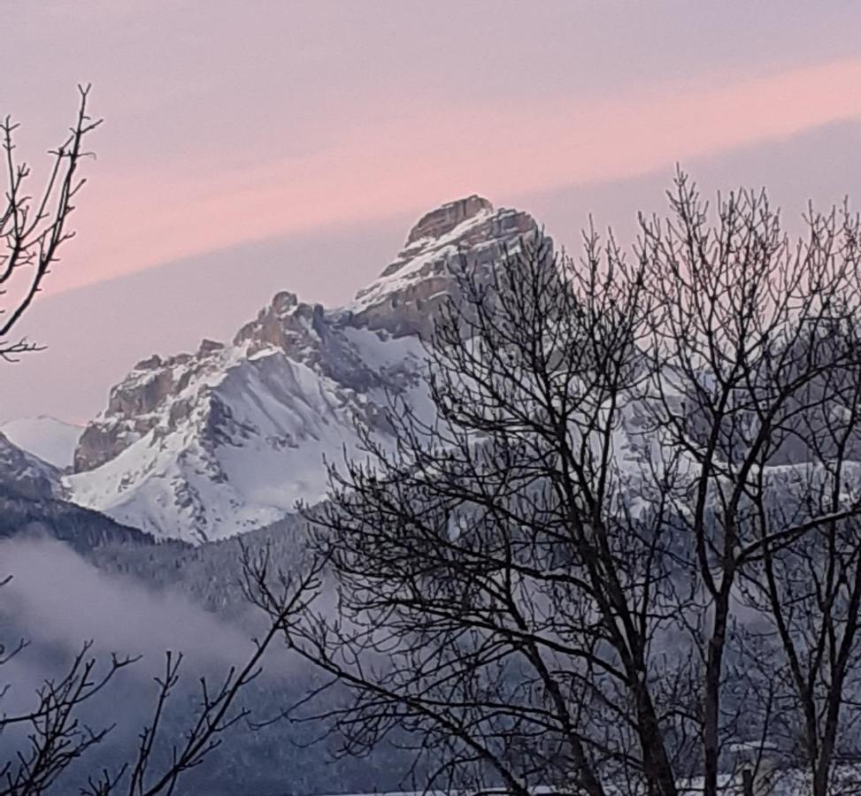 L'éloge de la Nature Corps Esterno foto